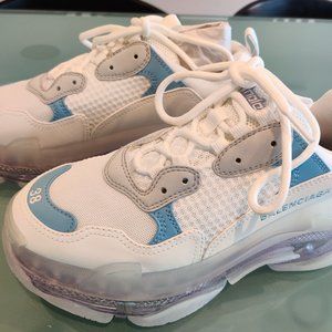 Balenciaga Clear Sole Triple S Sneaker Brand New with tags